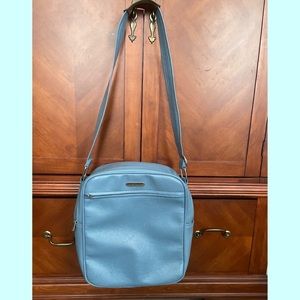 Vintage Blue Samsonite  Traveler Bag/Carry On Shoulder Bag